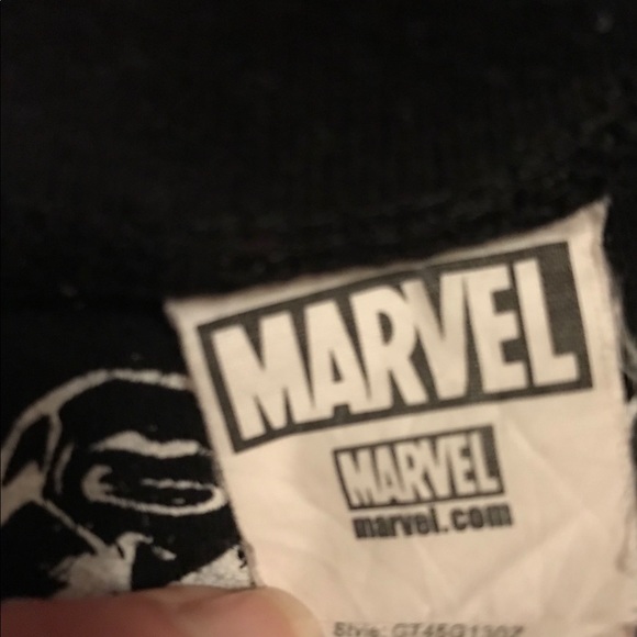 Men’s Marvel shirt sz small - Picture 3 of 3